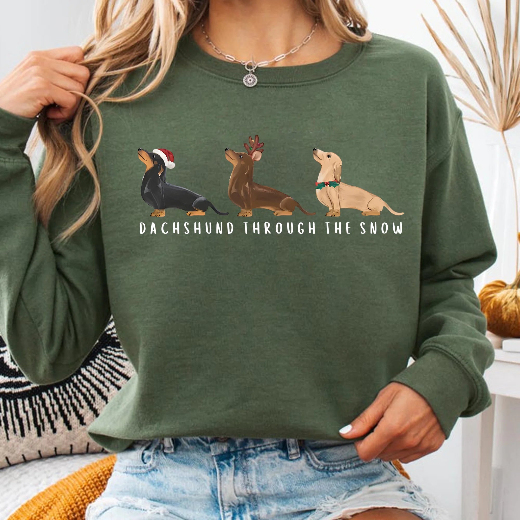 Dachshund Christmas Sweatshirt Matching Doxie Xmas Crewneck Gift for Doxin Lover Sweater Womens Doxin Mom tshirt Funny Weiner Dog Tee Shirt