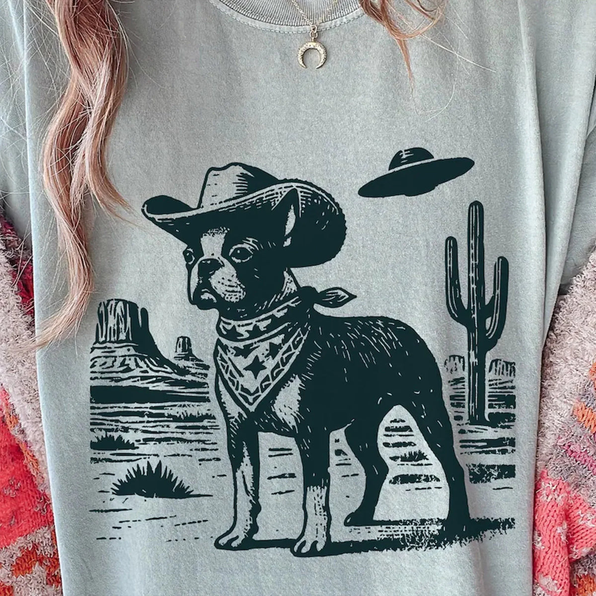 Vintage Boston Terrier UFO Shirt – Western Cowboy Boston Tee, Retro Alien Dog T-Shirt, Perfect Gift for Boston Mom, Dad &amp; Dog Lovers
