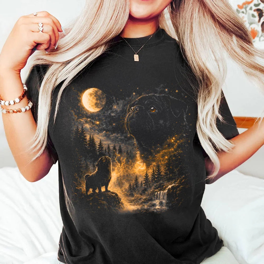 Comfort Colors Black Pug Howling Moon T-Shirt Vintage Retro Animal Tee