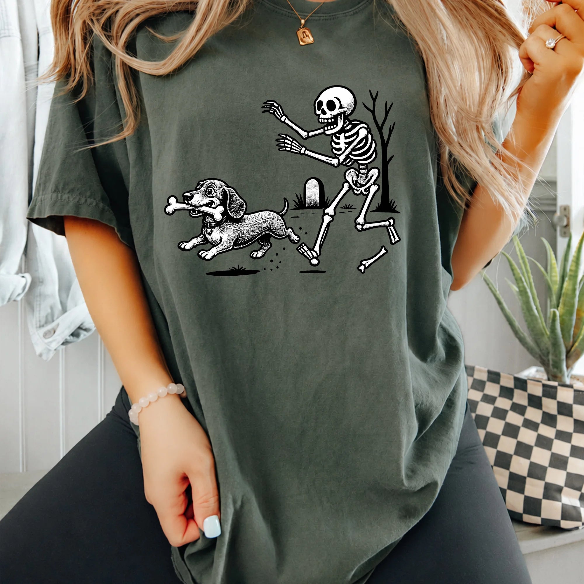 Halloween Dachshund Dog Shirt Funny Spooky Skeleton Pet Lover Tee
