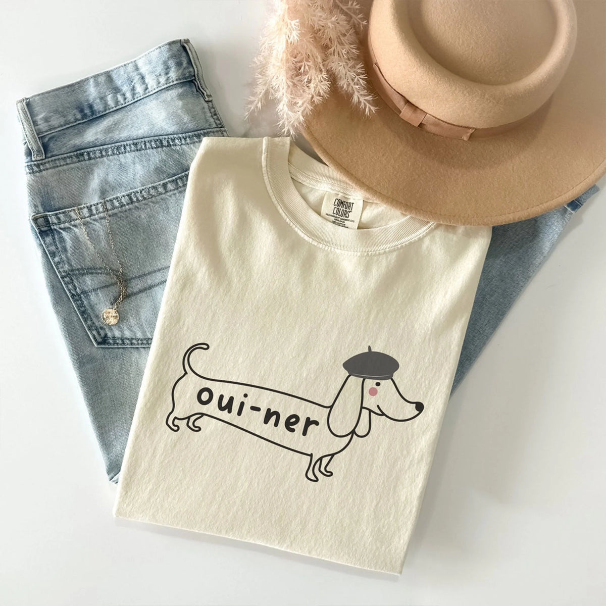 Funny Dachshund Shirt, Doxie Mom Tee, Wiener Dog Lover Gift