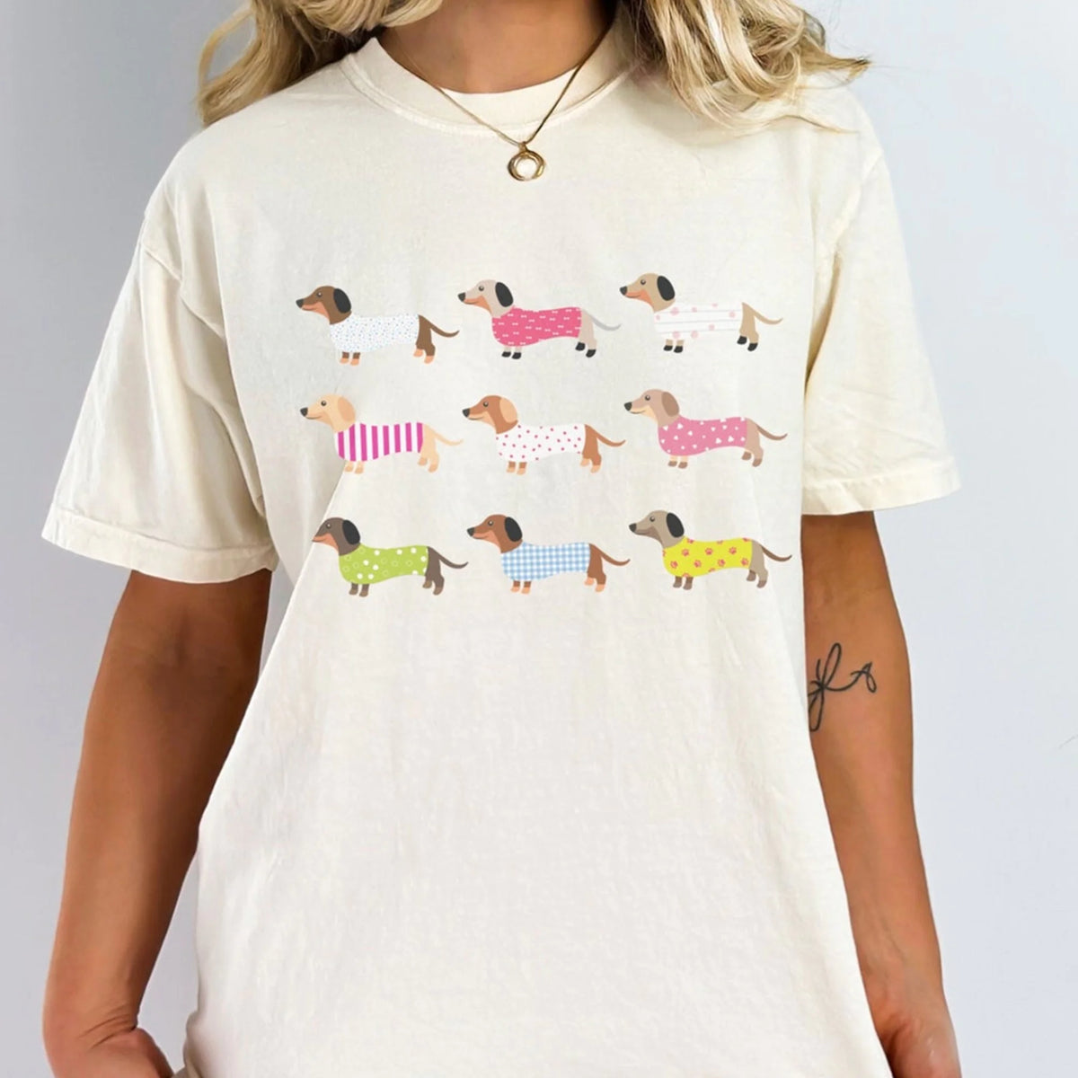 Dachshunds In Sweaters Comfort Colors Graphic Tee