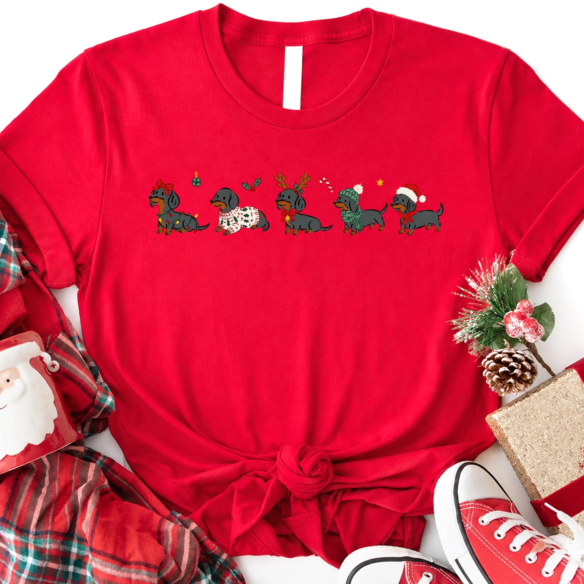 Christmas Red Green Dachshund T-Shirt, Festive Wiener Dog Holiday Tee