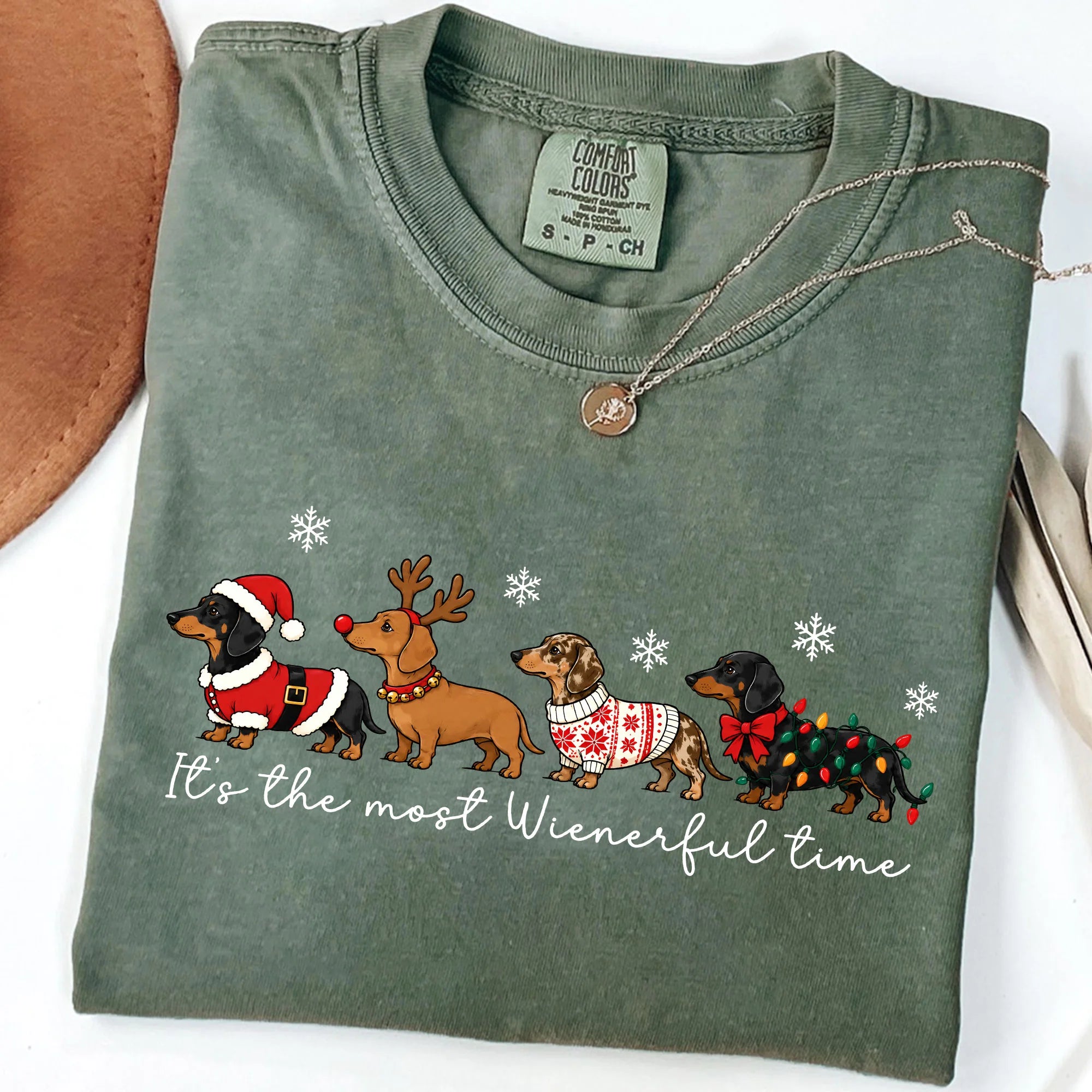Dachshund Christmas Shirt, Funny Wiener Dog Holiday Tee, Doxie Mom
